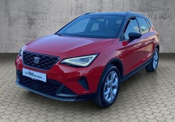 Seat Arona 41.300 km 17.990 &euro; Paderborn 33104