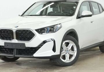 BMW X2 3.300 km 38.840 &euro; Paderborn 33100