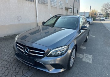 Mercedes-Benz C 200 165.000 km 15.999 &euro; Paderborn 33100