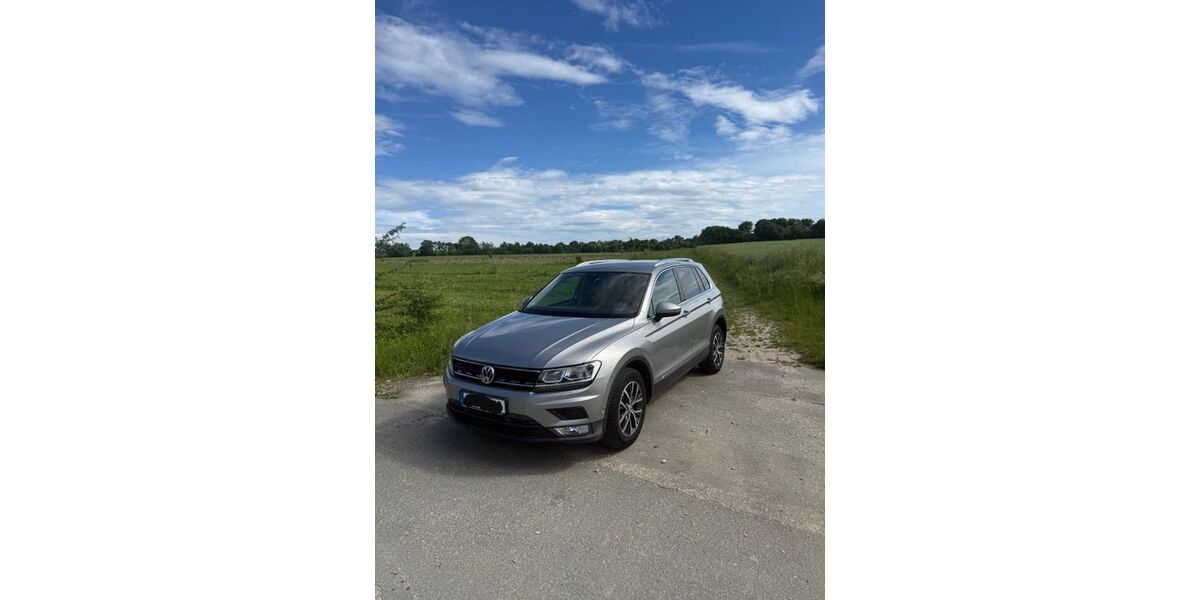 VW Tiguan 121.000 km 17.500 &euro; Paderborn 33100