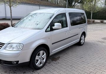 VW Caddy Maxi 195.000 km 16.000 &euro; Detmold 32760