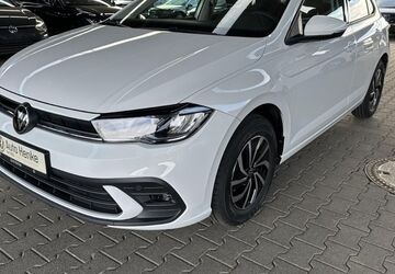 VW Polo 5.475 km 19.999 &euro; Büren 33142