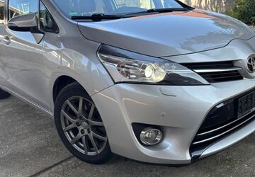Toyota Verso 240.755 km 6.590 &euro; Paderborn 33104
