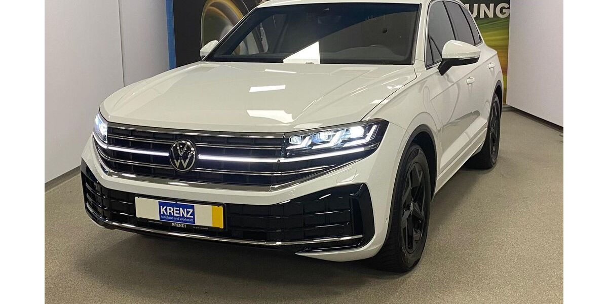 VW Touareg 13.781 km 61.950 &euro; Paderborn 33100